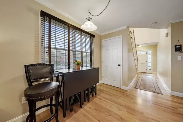 Danvers, MA 01923,20 Collins St #B