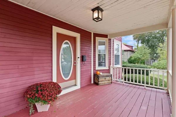 Haverhill, MA 01830,43 Buttonwoods Ave