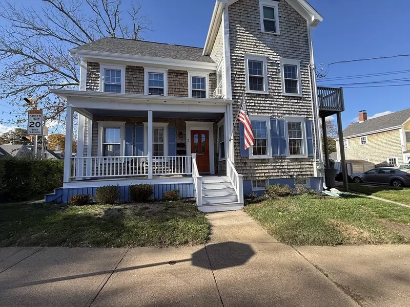 2 Fremont St #1, Plymouth, MA 02360