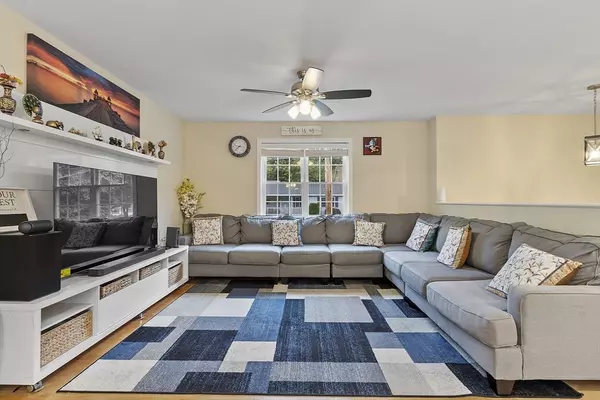 Tyngsborough, MA 01879,2 Worden Rd