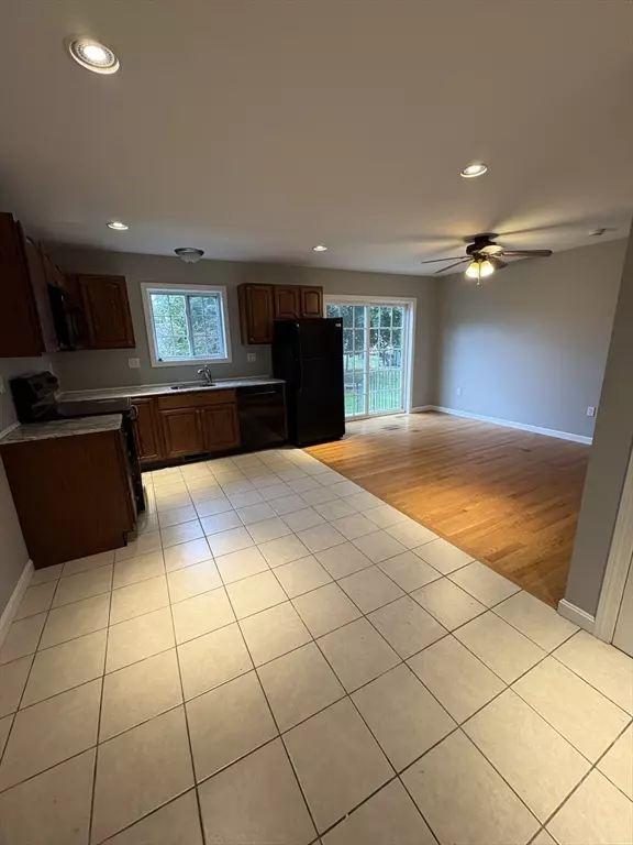 Chicopee, MA 01013,213 Skeele Street #Right
