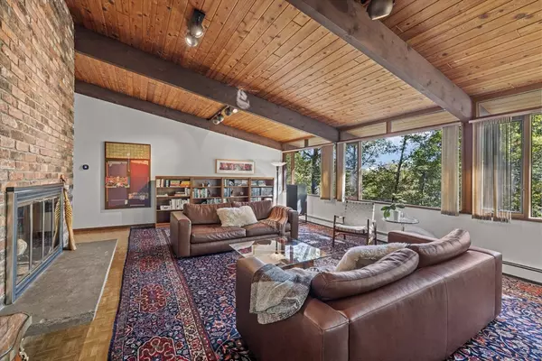 Lexington, MA 02421,7 Carmel Circle