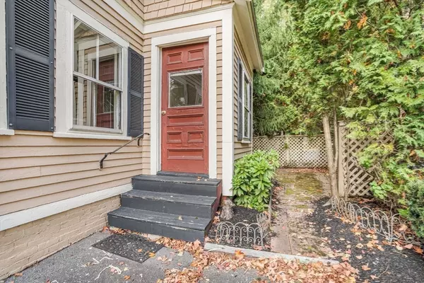 Concord, MA 01742,38-40 Court Lane