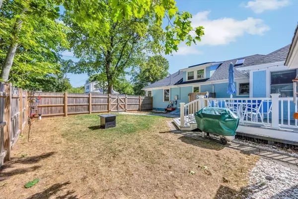 Bourne, MA 02532,22 Bay View Ave