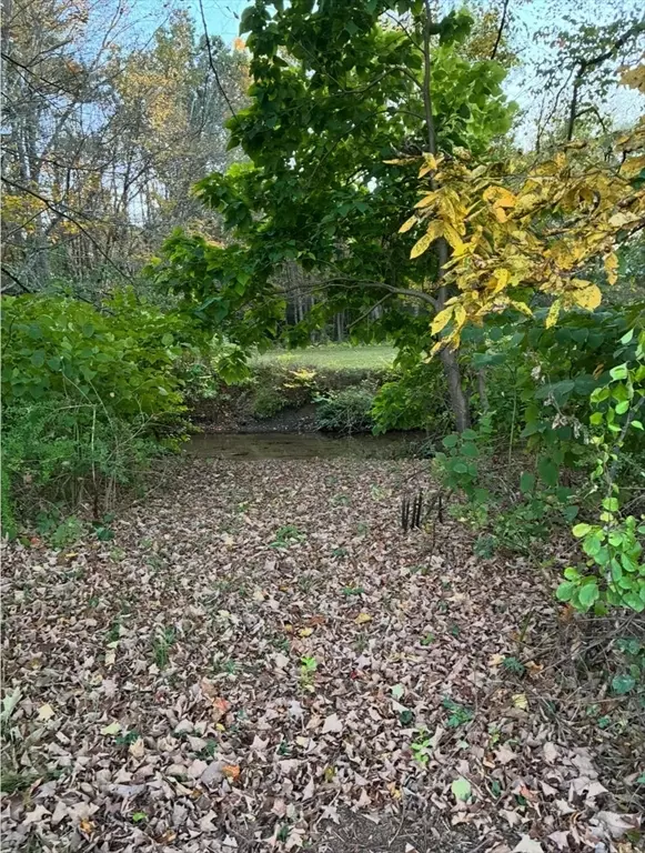 Easthampton, MA 01027,20 Pomeroy Meadow Rd