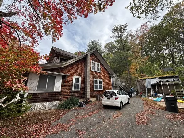 14 Fairview Ave, Amesbury, MA 01913