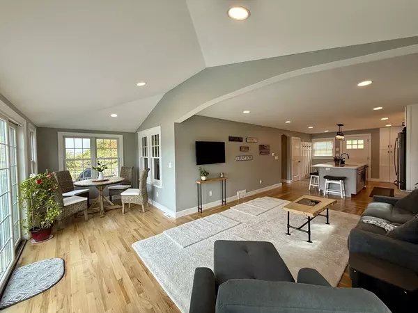 Palmer, MA 01069,60 Beech St