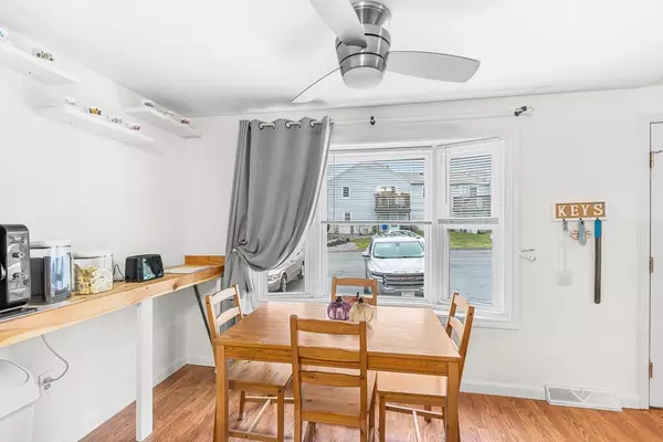 Dracut, MA 01826,315 Broadway Rd #7