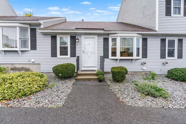 315 Broadway Rd #7, Dracut, MA 01826
