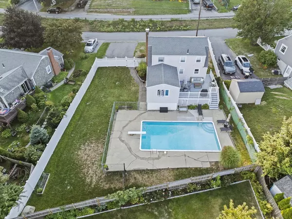 Weymouth, MA 02191,69 Great Hill Rd