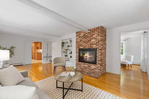 Boxford, MA 01921,31 Herrick Road