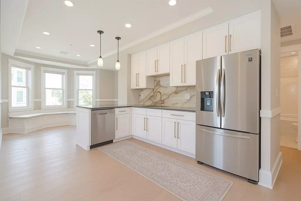 Boston, MA 02128,69 Falcon Street #2