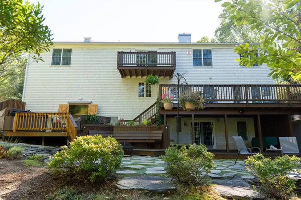 Barnstable, MA 02632,62 Three Ponds Dr