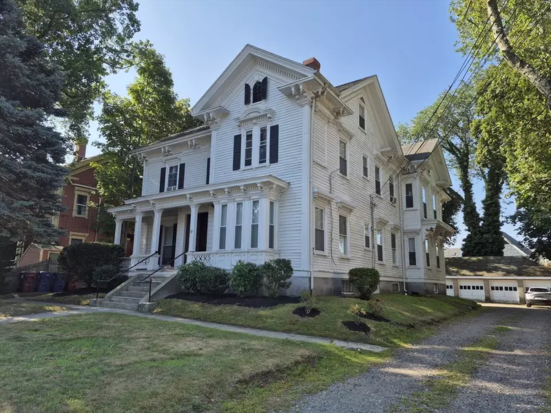 126 W. Wyoming #5, Melrose, MA 02176