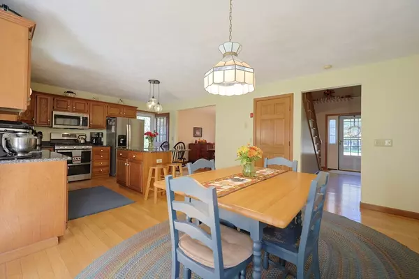 Blackstone, MA 01504,10 Autumn Ln