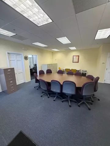 Norwood, MA 02062,77 Access Rd #7