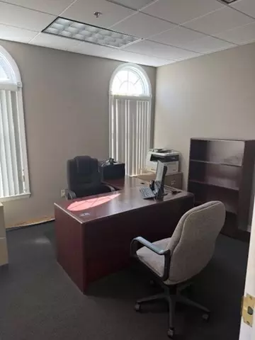 Norwood, MA 02062,77 Access Rd #7