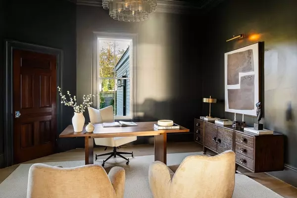 Nahant, MA 01908,9 Little Nahant Rd