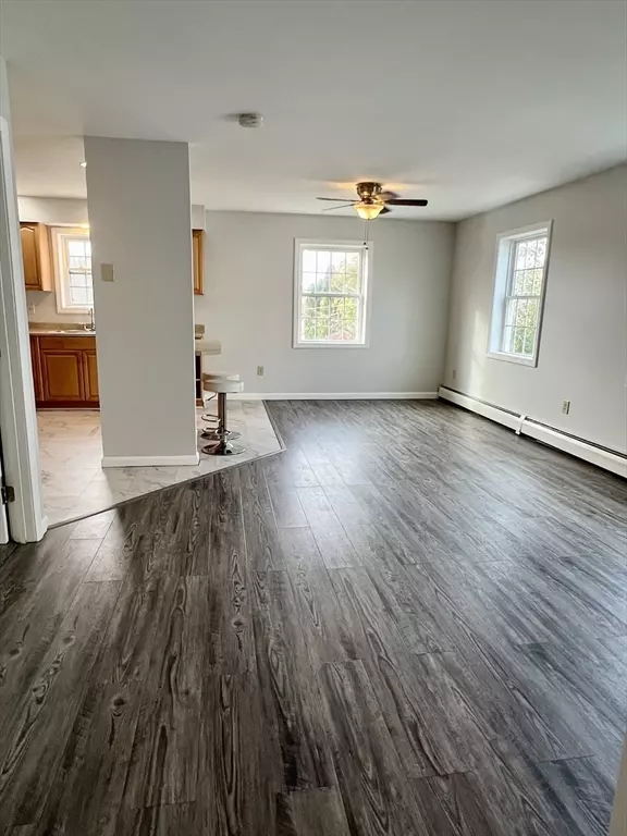 Tiverton, RI 02878,51 Walnut St #2