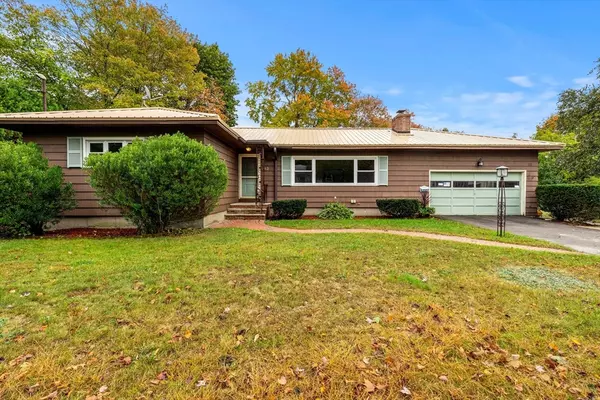 Lowell, MA 01852,383 Hovey St