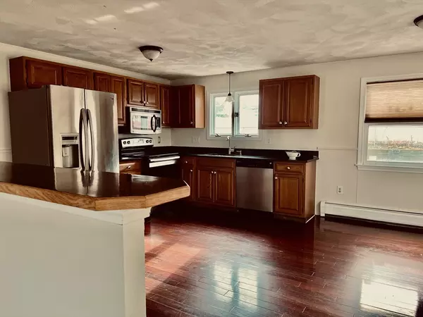 Peabody, MA 01960,32 Jennifer Ln #B