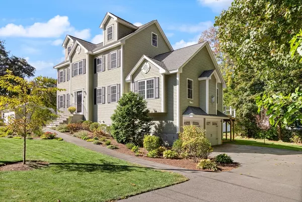 Chelmsford, MA 01824,16 New Spaulding St