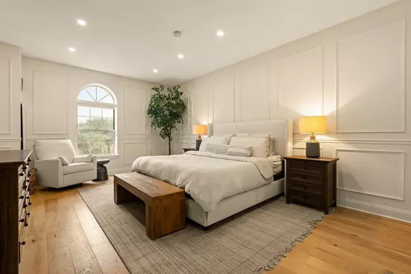 Chelsea, MA 02150,50 Boatswains Way #110