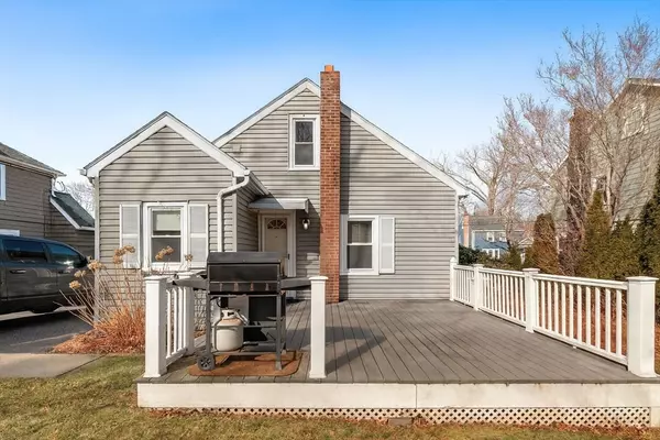 Medford, MA 02155,9 Wildwood Rd