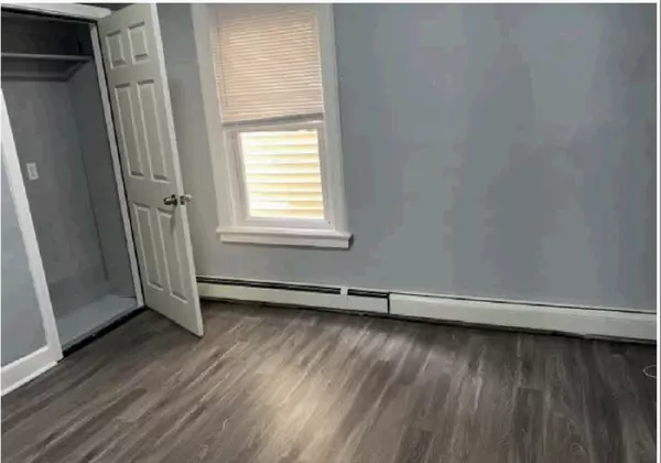 Providence, RI 02907,136 W Clifford St #1