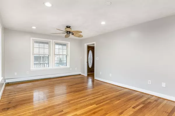 Lynn, MA 01902,22 Clovelly Street