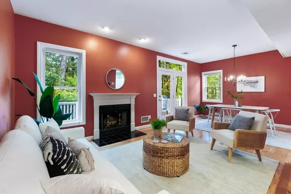 Burlington, MA 01803,61 Villagewood Dr #61