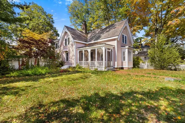 Concord, MA 01742,34 Thoreau Street #34