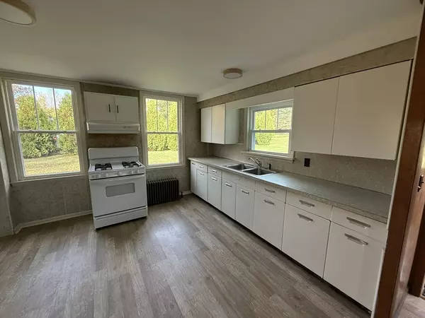 Pittsfield, MA 01201,191 Fort Hill Ave