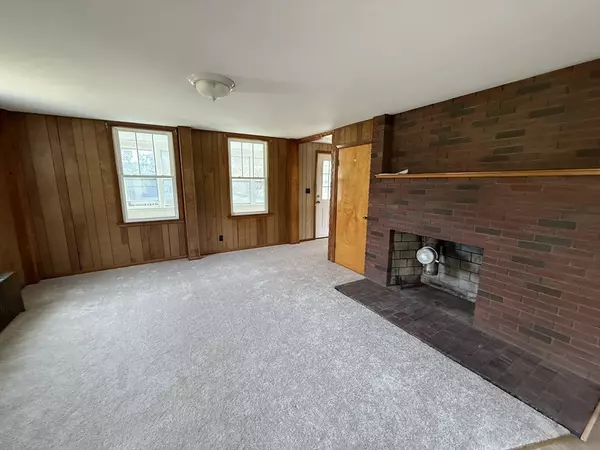 Pittsfield, MA 01201,191 Fort Hill Ave