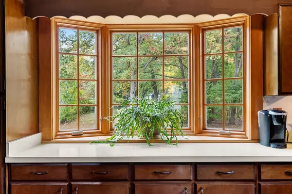 Westfield, MA 01085,172 Valley View Drive