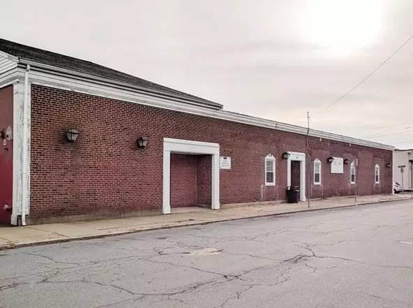 New Bedford, MA 02740,52-54 Brigham St #8