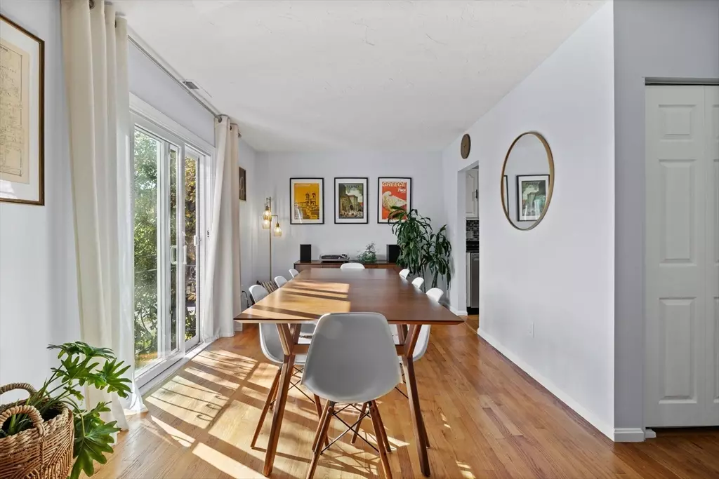 Melrose, MA 02176,45 W Emerson #4