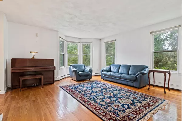 Needham, MA 02492,46 Charles River Street
