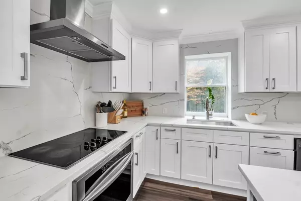 Millbury, MA 01527,86 Wheelock Ave