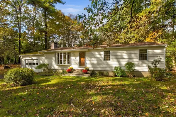 220 Red Acre Rd, Stow, MA 01775