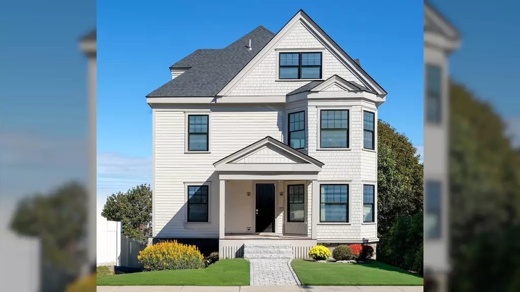 142 Metropolitan #A, Boston, MA 02131