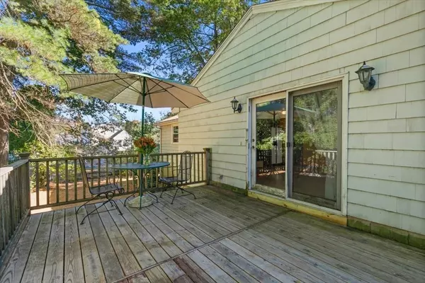 Wilmington, MA 01887,1 Evans Dr