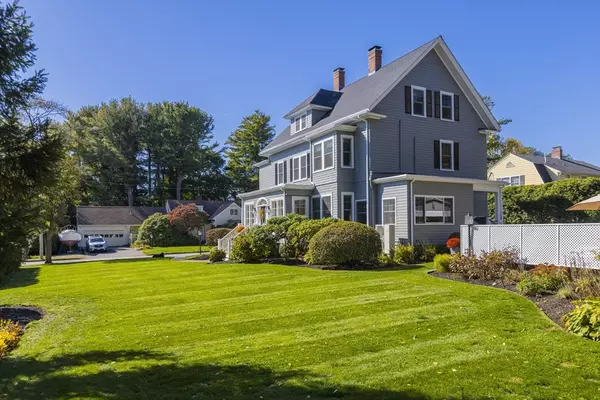 48 Bellevue Rd, Swampscott, MA 01907
