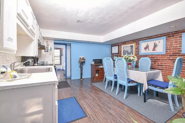 Boston, MA 02128,61 Webster St #3