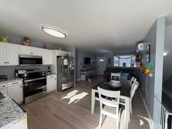 Fall River, MA 02724,552 Bowen #1