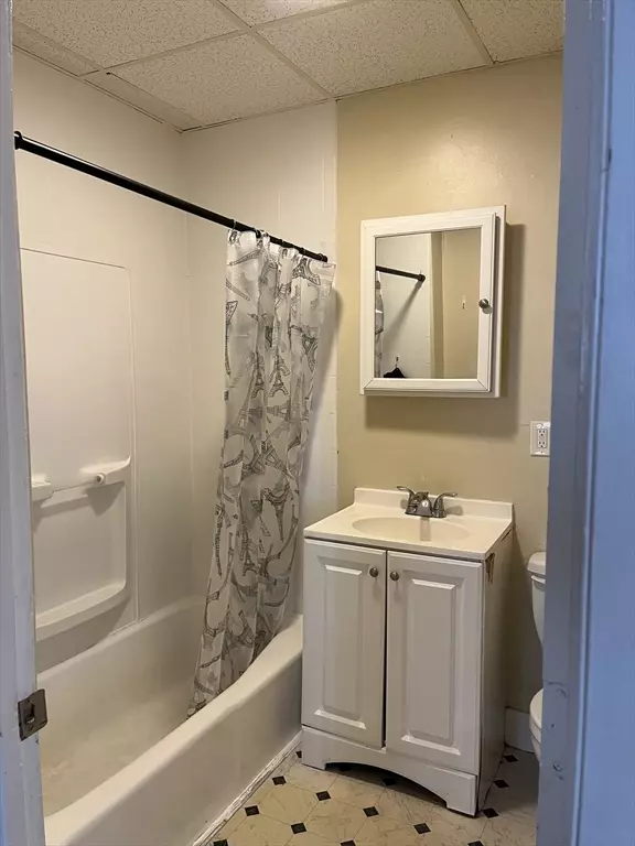 Lynn, MA 01905,61 Vine #35