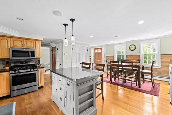 Scituate, MA 02066,22 Kings Way