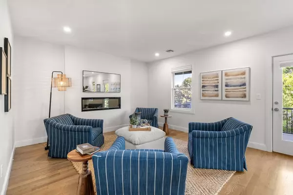 Brookline, MA 02446,188 Mason Ter #188