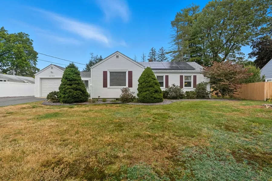 114 Brookside Circle, Springfield, MA 01129