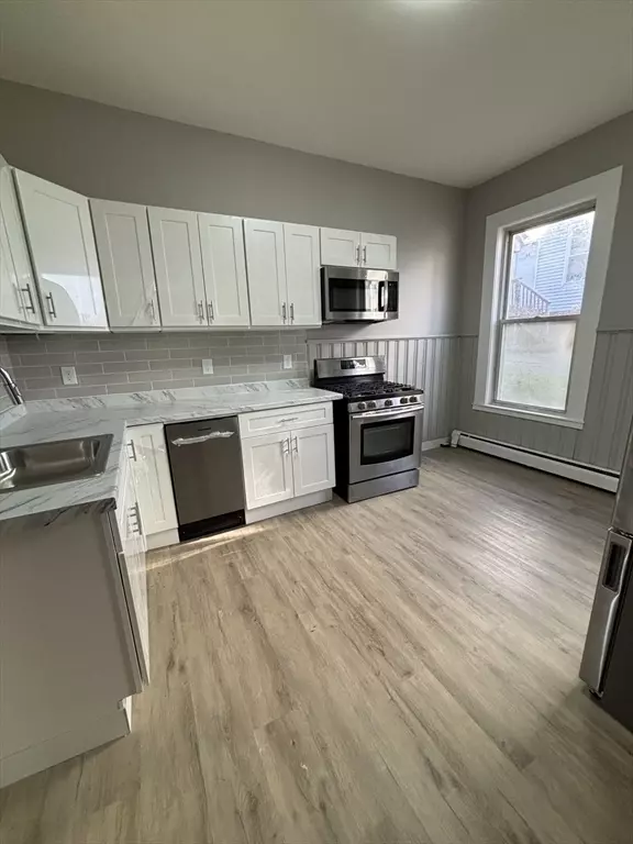 Haverhill, MA 01832,15 Proctor St #1